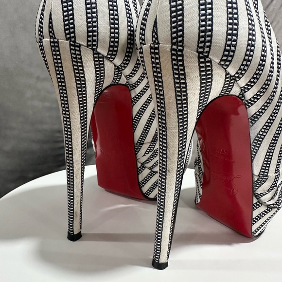 🌺CHRISTIAN LOUBOUTIN 🌺 Greissimo Peep Toe Striped Pumps Size: 37.5 - Picture 11 of 15